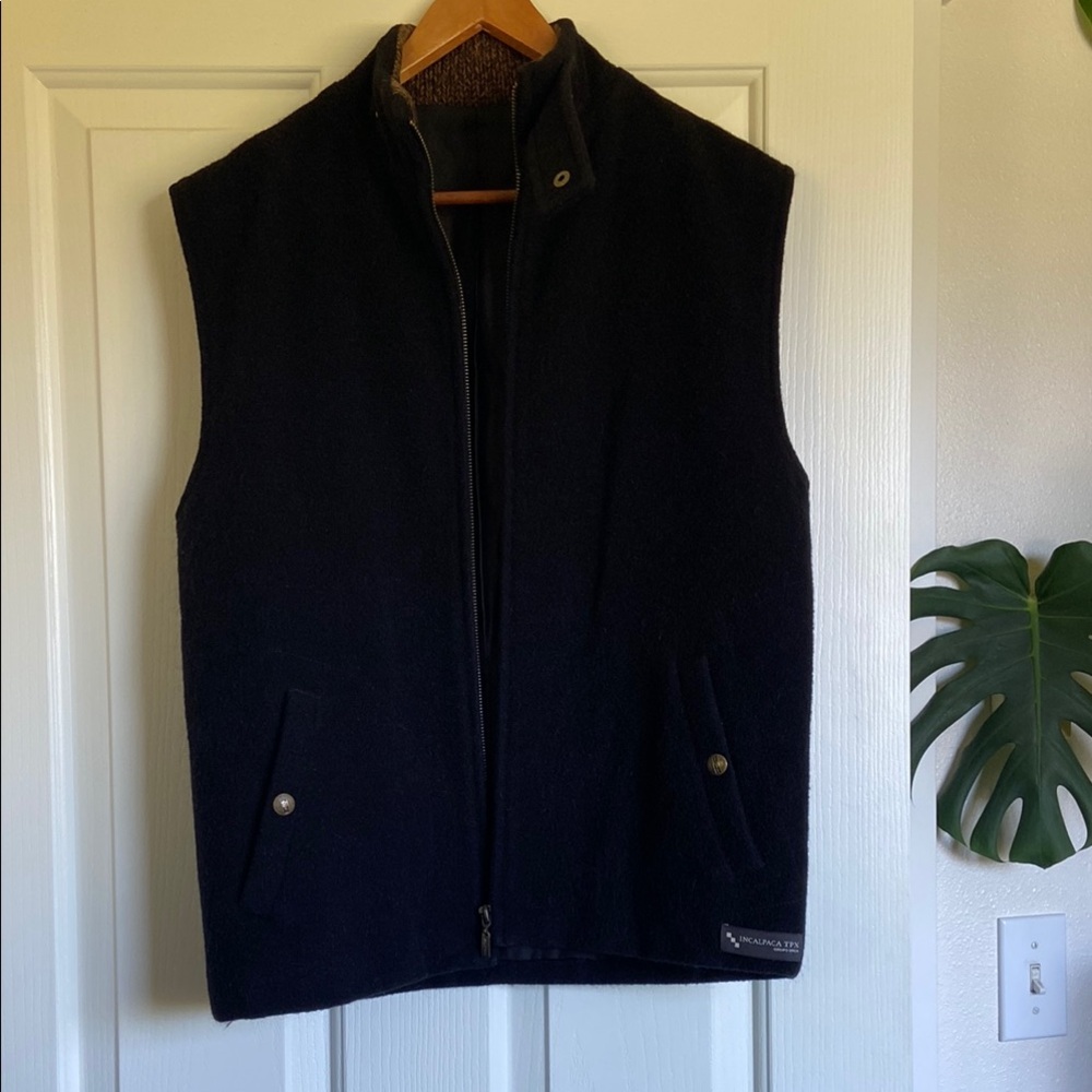 KUNA Men's/Unisex Black Alpaca/Wool Vest